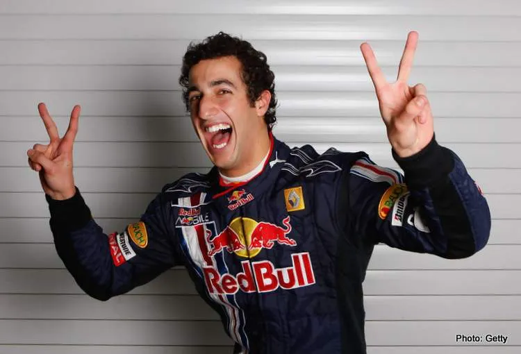 danielricciardof1youngdriverstestingftr ral8 thx 001