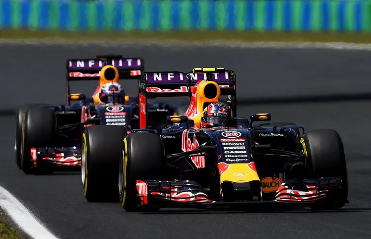 daniil kvyat f1 grand prix hungary hsf6fnv842ax
