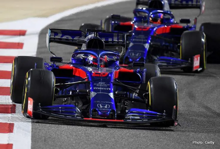 daniilkvyatalexanderalbonf1grandprixqxfbpa1xagvx 001