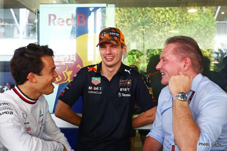 de vries verstappen singapore 2022