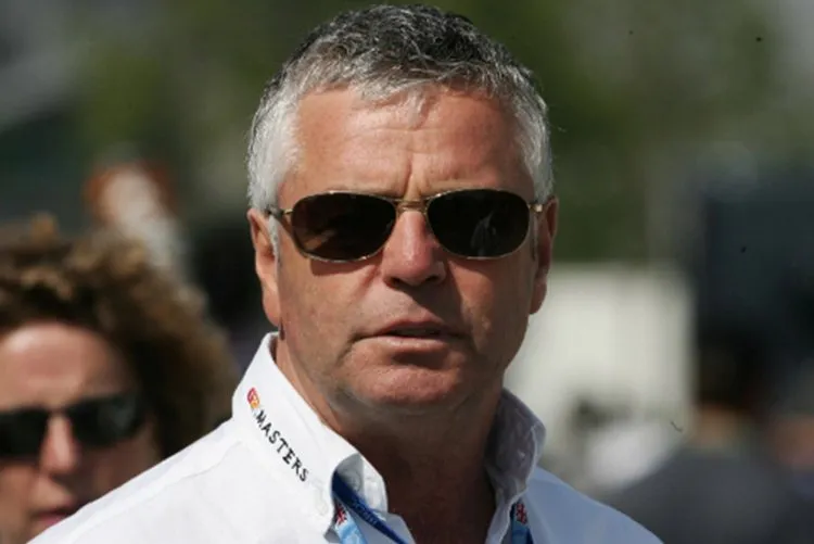 derek warwick