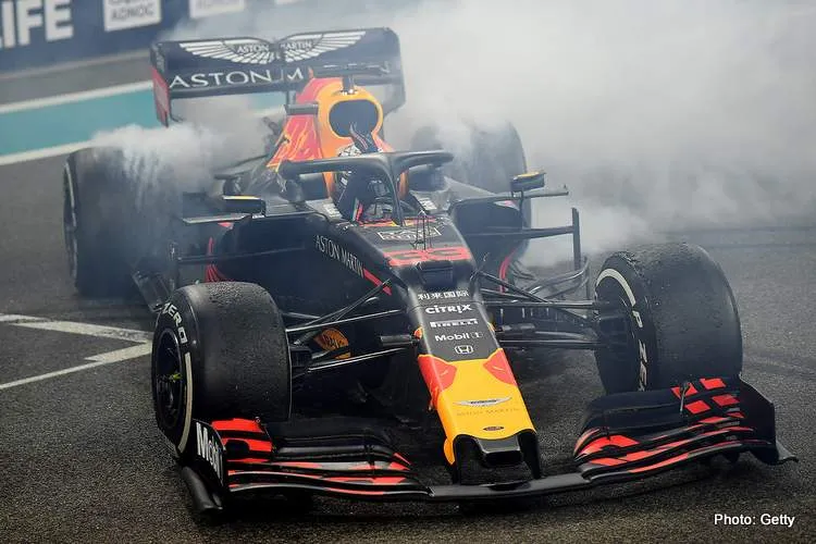 donuts verstappen abu dhabi 2019 001