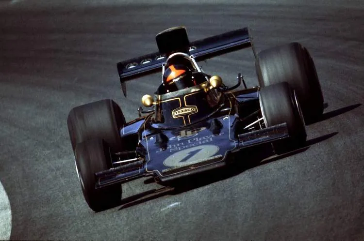 emerson fittipaldi lotus 72