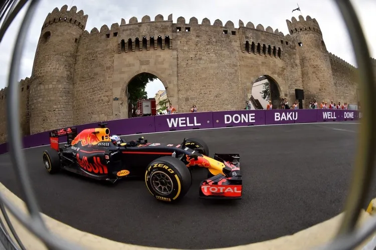 europeanf1grandprixpractice4lqdhk9wp8yx 001