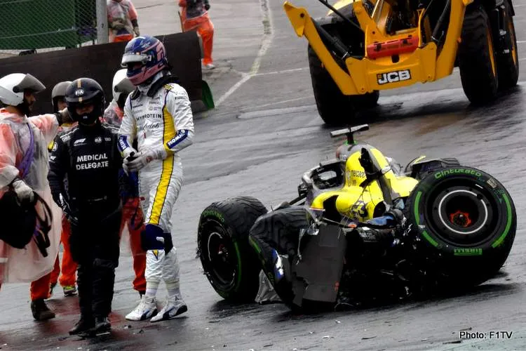 f1 albon crash sao paulo f1