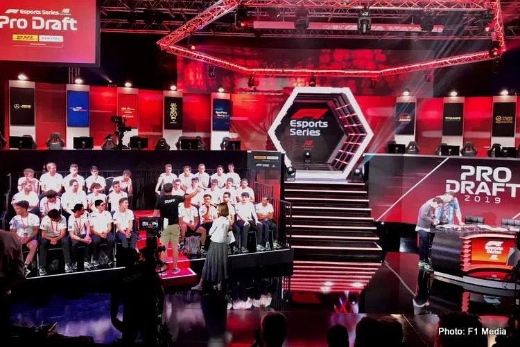 f1 esports