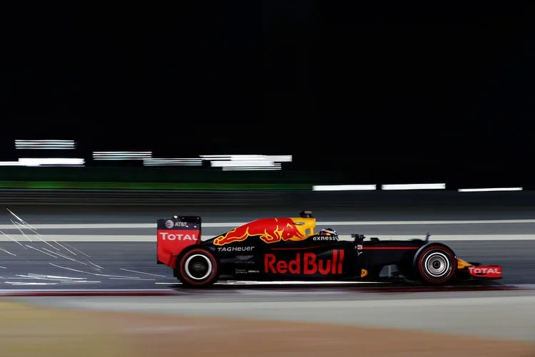 f1grandprixbahrainqualifyingdgkom2xgi4cx