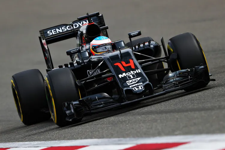 f1grandprixchinapractice 7omfshjmmgxfernando alonso