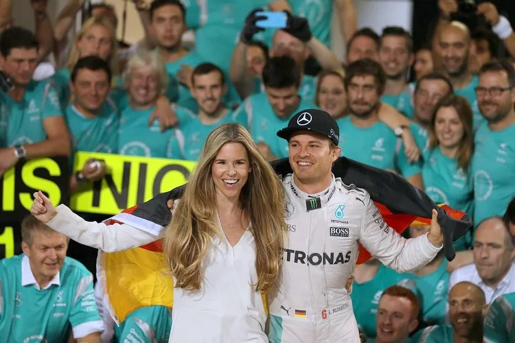 f1grandprixofabudhabi10gexlhw3ntx 1
