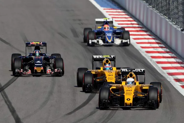 f1grandprixofrussiax2ug5soh447x