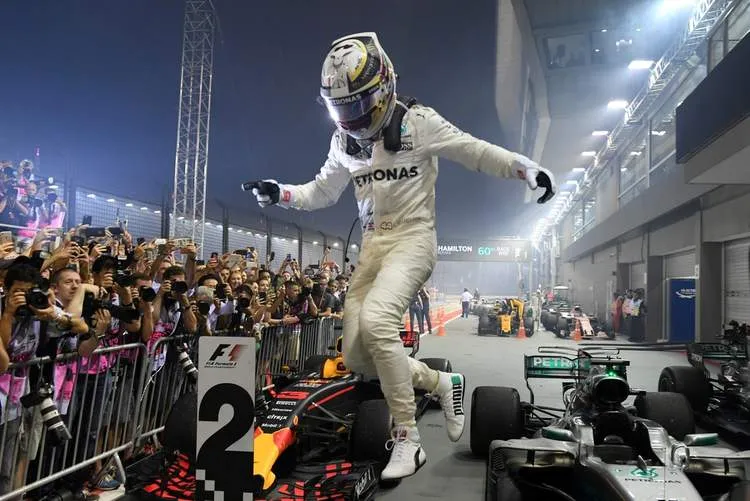 f1grandprixofsingaporex4phg8tnzusx