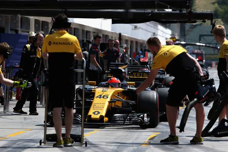 f1seasontestingbudapestdaytwo5vmbxpgmzwfx