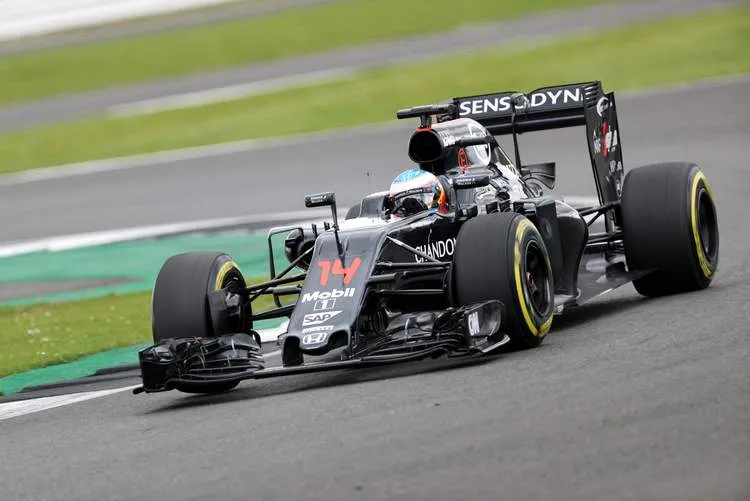 f1testingatsilverstonemor2xjywlfgx