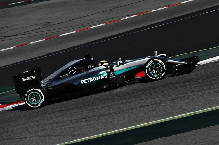 f1testingbarcelonadayfourxi2k01tn3srx