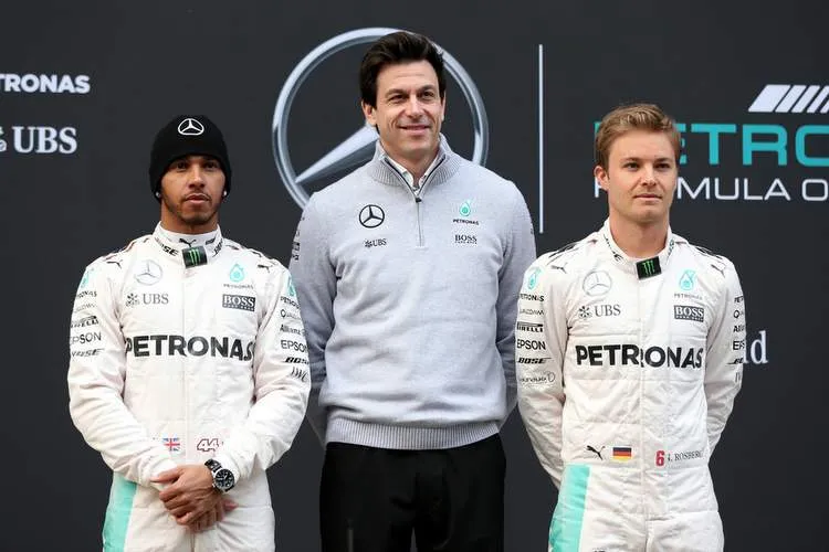 f1testingbarcelonadayonev il4hxk1qtx hamilton wolff rosberg
