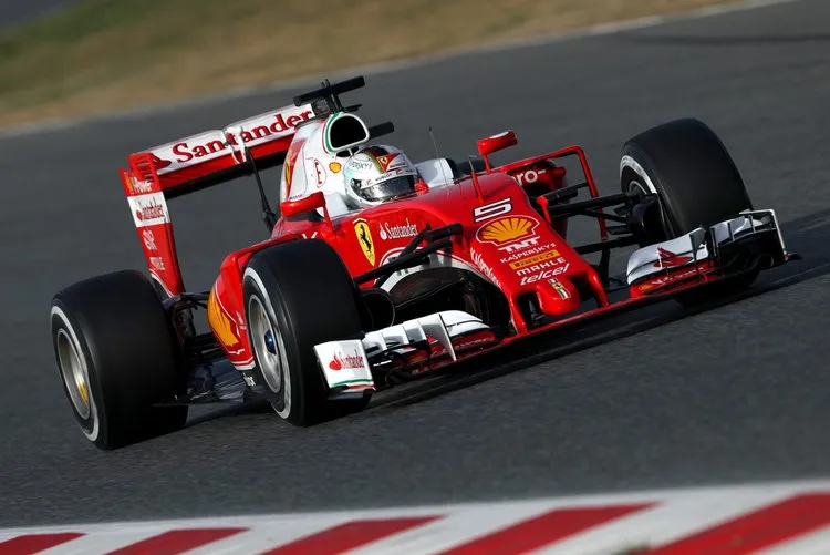 f1testingbarcelonadaytwouzoikihsyawxvettel