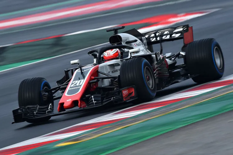 f1wintertestingbarcelonadayfourbmo tzcezx4x
