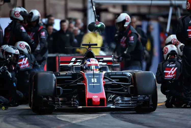 f1wintertestingbarcelonadayfourge0dqhann3cx