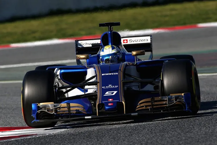 f1wintertestingbarcelonadayfourn q9 cxq3knx