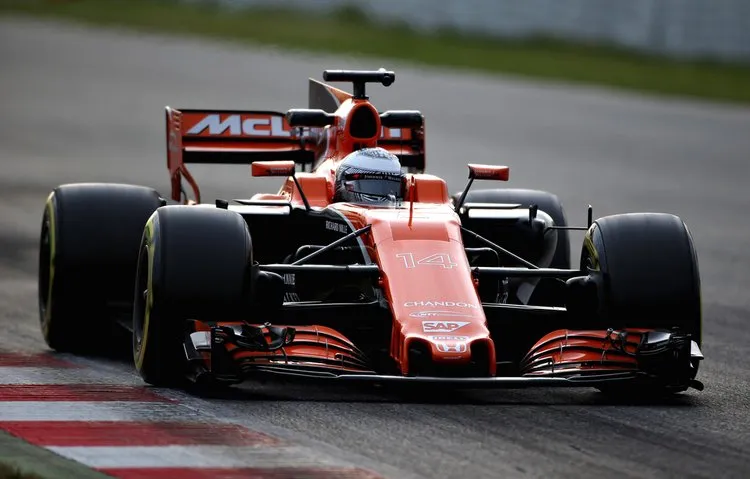 f1wintertestingbarcelonadaytwojoyxgs2ua29x