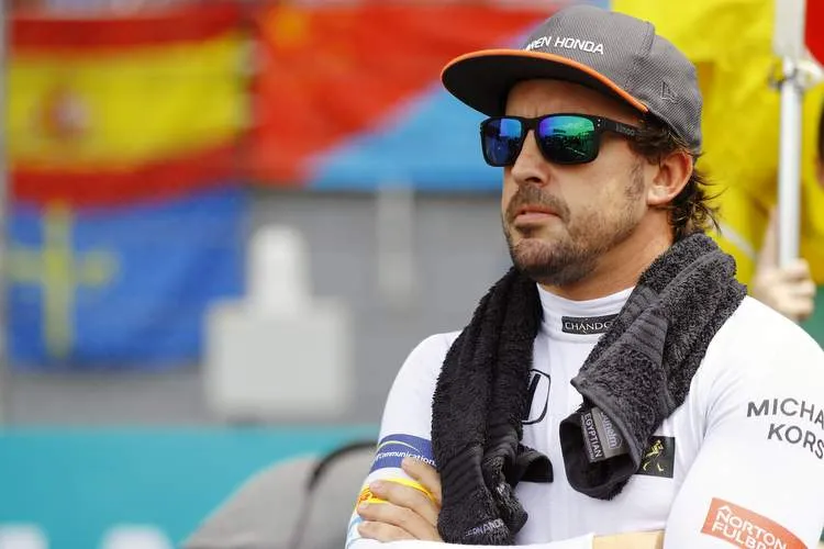 fernando alonso r3i5195