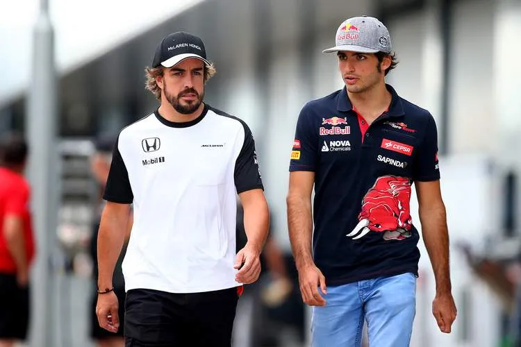 fernandoalonsocarlossainzf1grandprixtoto sozsxux