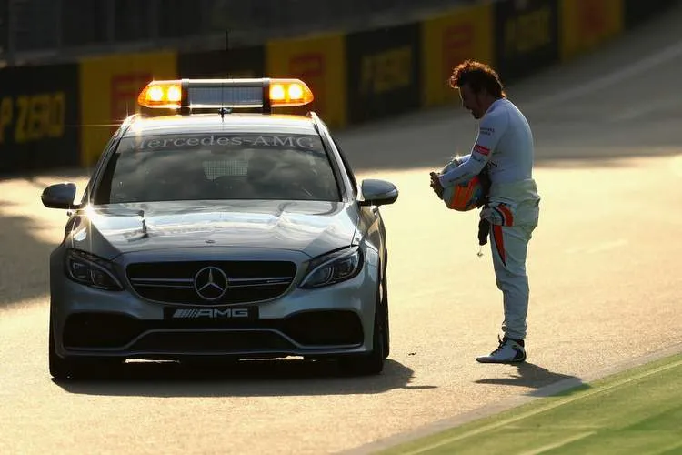 fernandoalonsoeuropeanf1grandprixpracticeo vikmtd4t9x