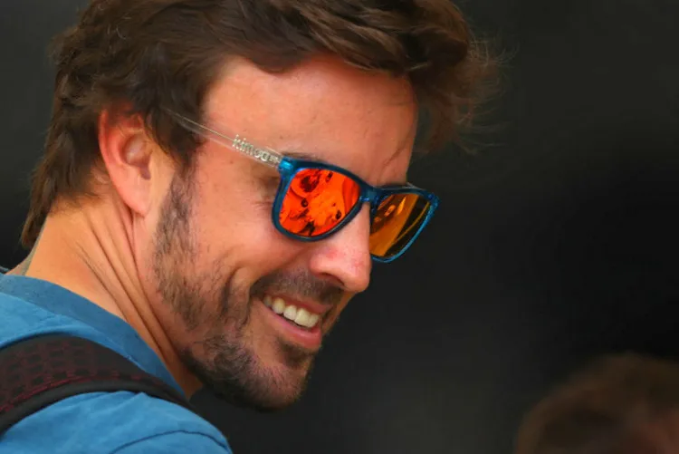 fernandoalonsof1grandprixbahrainpreviewsxjecaclh7cax