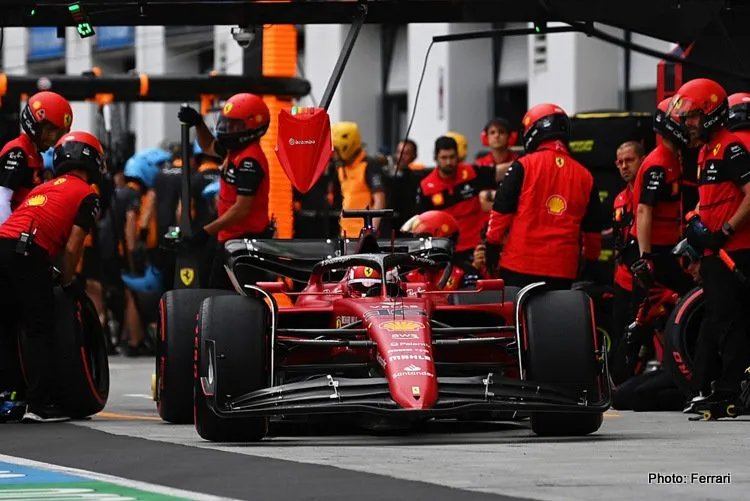 ferrari charles leclerc pitstop
