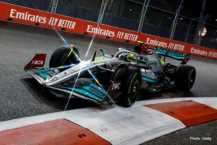 fly emirates replaced by qatar airways f1 title sponsor