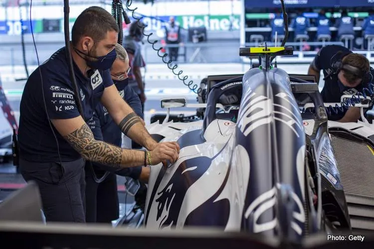 gasly fix car