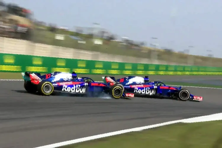 gasly hartley crash shunt accident