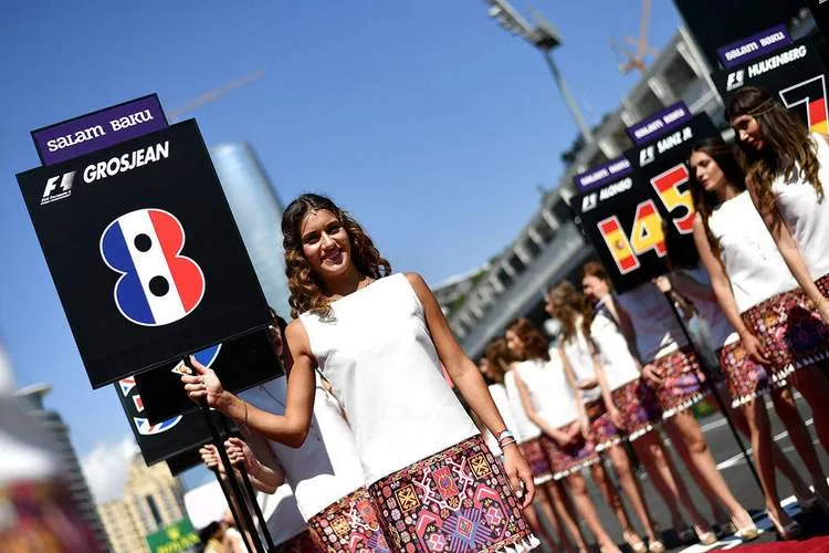 grid girls bei der formel 1 2017 1200x800 c697533c108f99b1