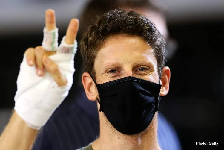grosjean fire burnt hands bahrain