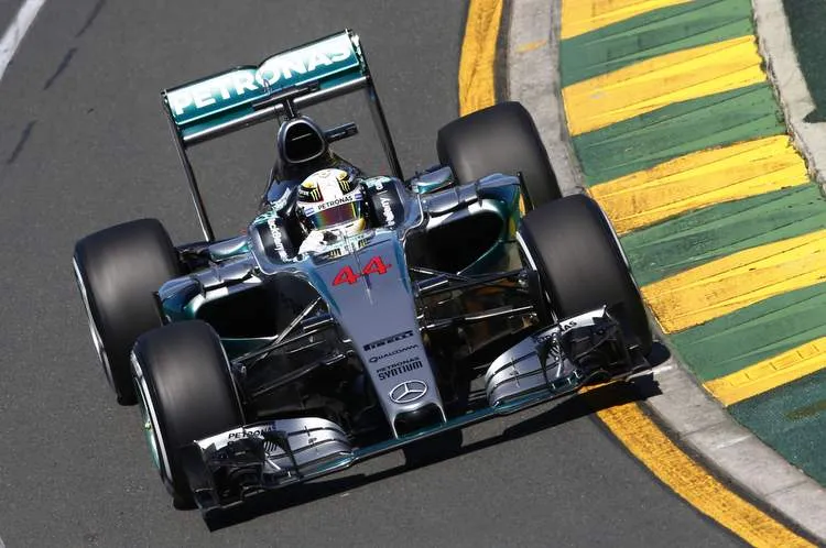 hamilton australia mercedes 2015 03 13 03 38 10 am