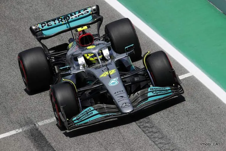 hamilton barcelona race 2 2022