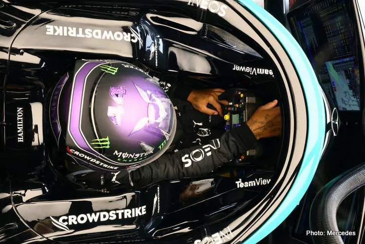 hamilton cockpit 2021 spa qualifying