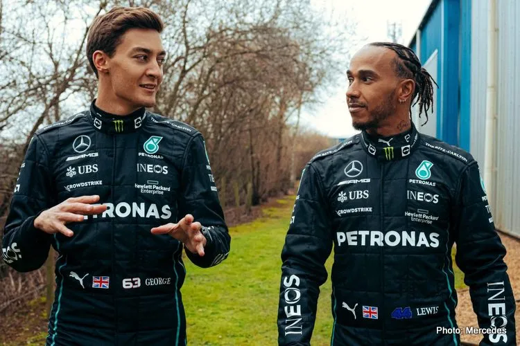 hamilton e russell scaled 1