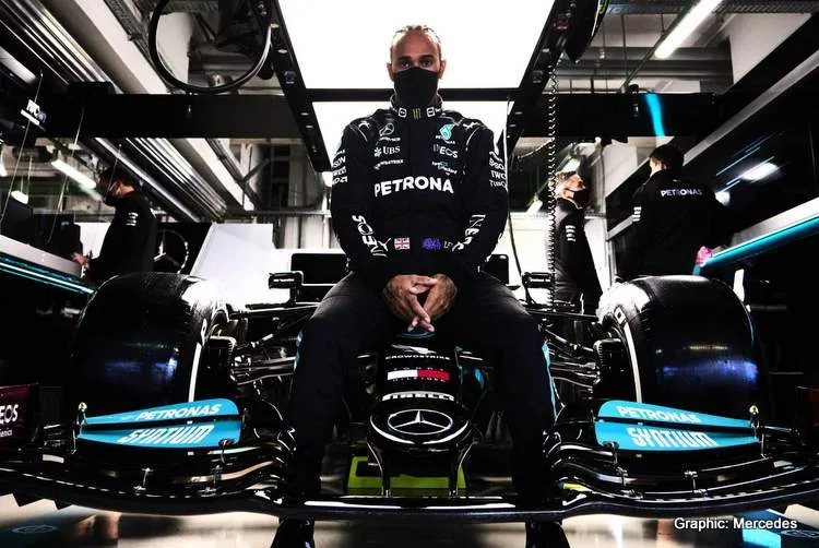 hamilton fp1 pit garage 2021