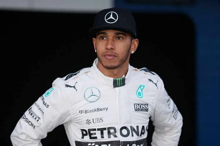 hamilton mercedes barcelona