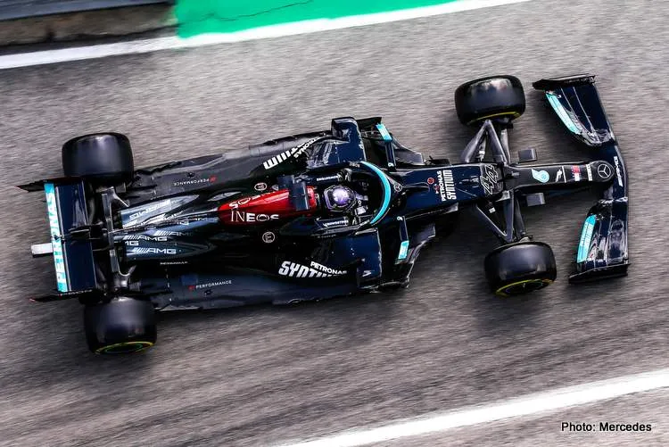 hamilton mercedes imola 2021 qualifying