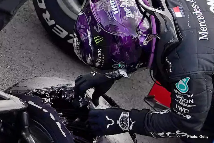 hamilton pirelli tyre