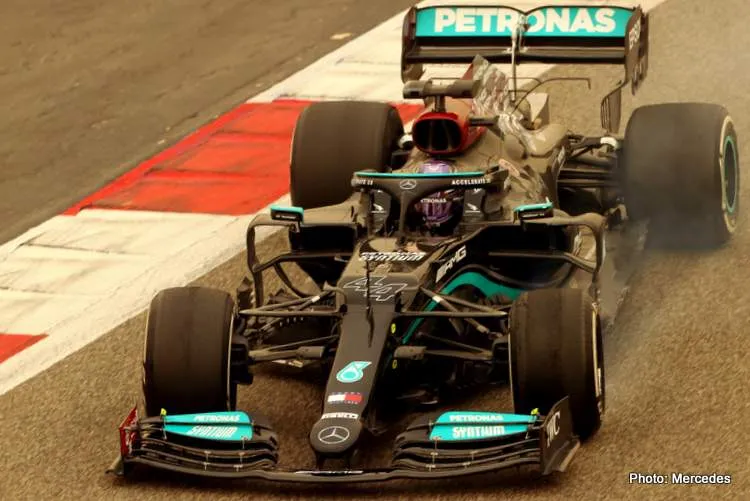 hamilton testing bahrain