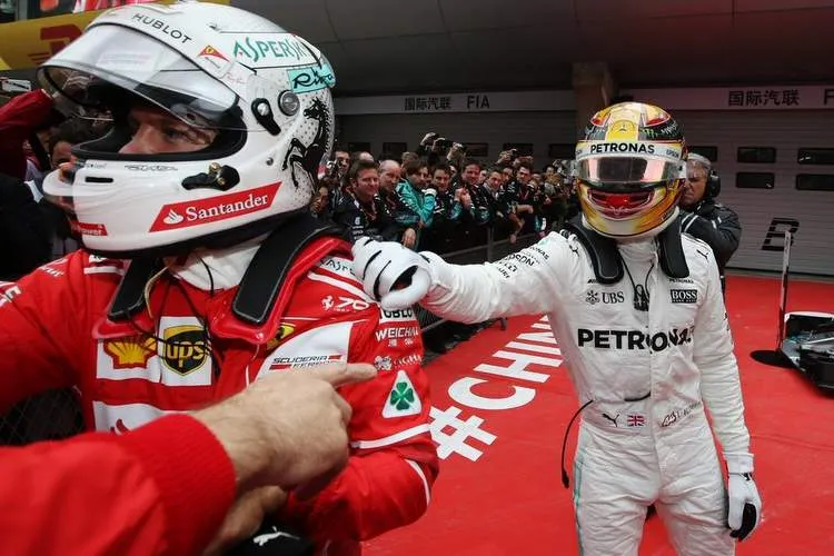 hamilton vettel 1