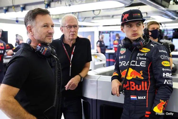 horner marko verstappen bahrain f1 testing 2022 red bull