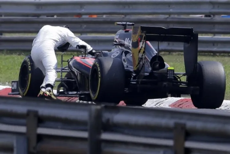 hungary f1 auto racing18 1880x1068