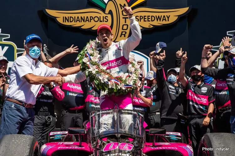 indy 500 winner 2021 helio castroneves victory lane