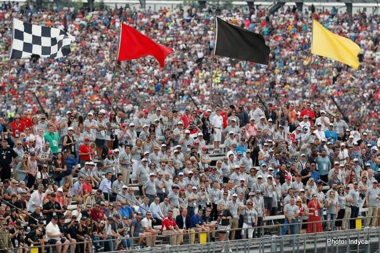 indy500 fans
