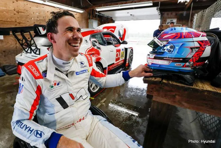 indycar star robert wickens returns to racing as new member of hyundai team