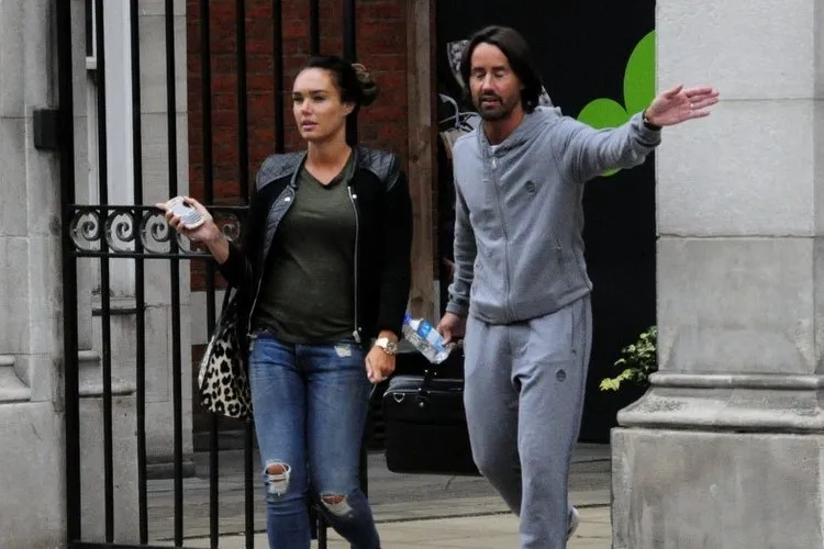 jayrutlandtamaraecclestonehusbandgoshoppingtl3aosl54pix
